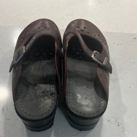 Dansko Burgundy Leather Clogs with Perforated Design - Picture 4 of 8